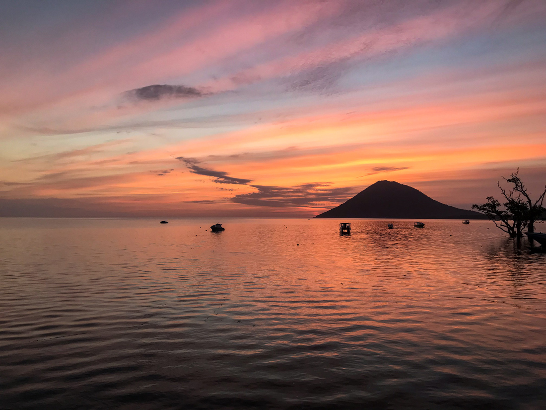 Sulawesi Indonésie Bunaken coucher de soleil