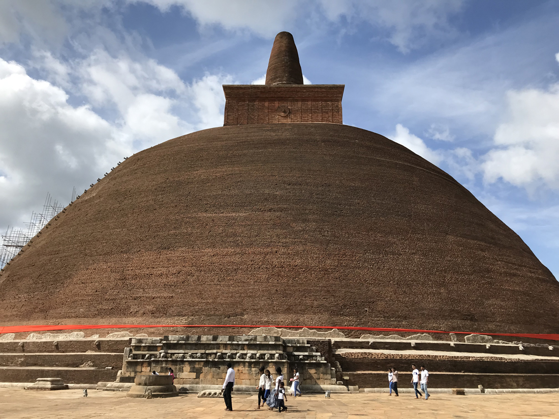 Sri Lanka Anuradhapura Ruine Abhayagiriya Stupa