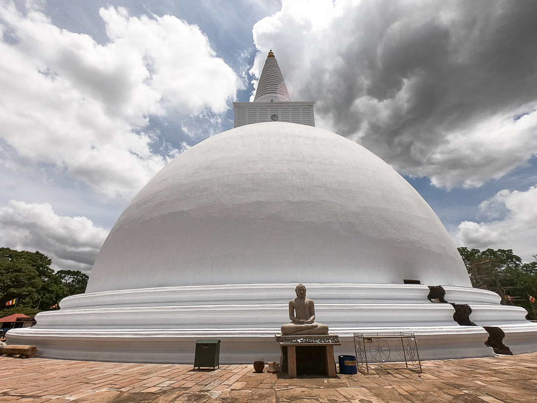 Sri Lanka Anuradhapura Mirisavatiya Stupa