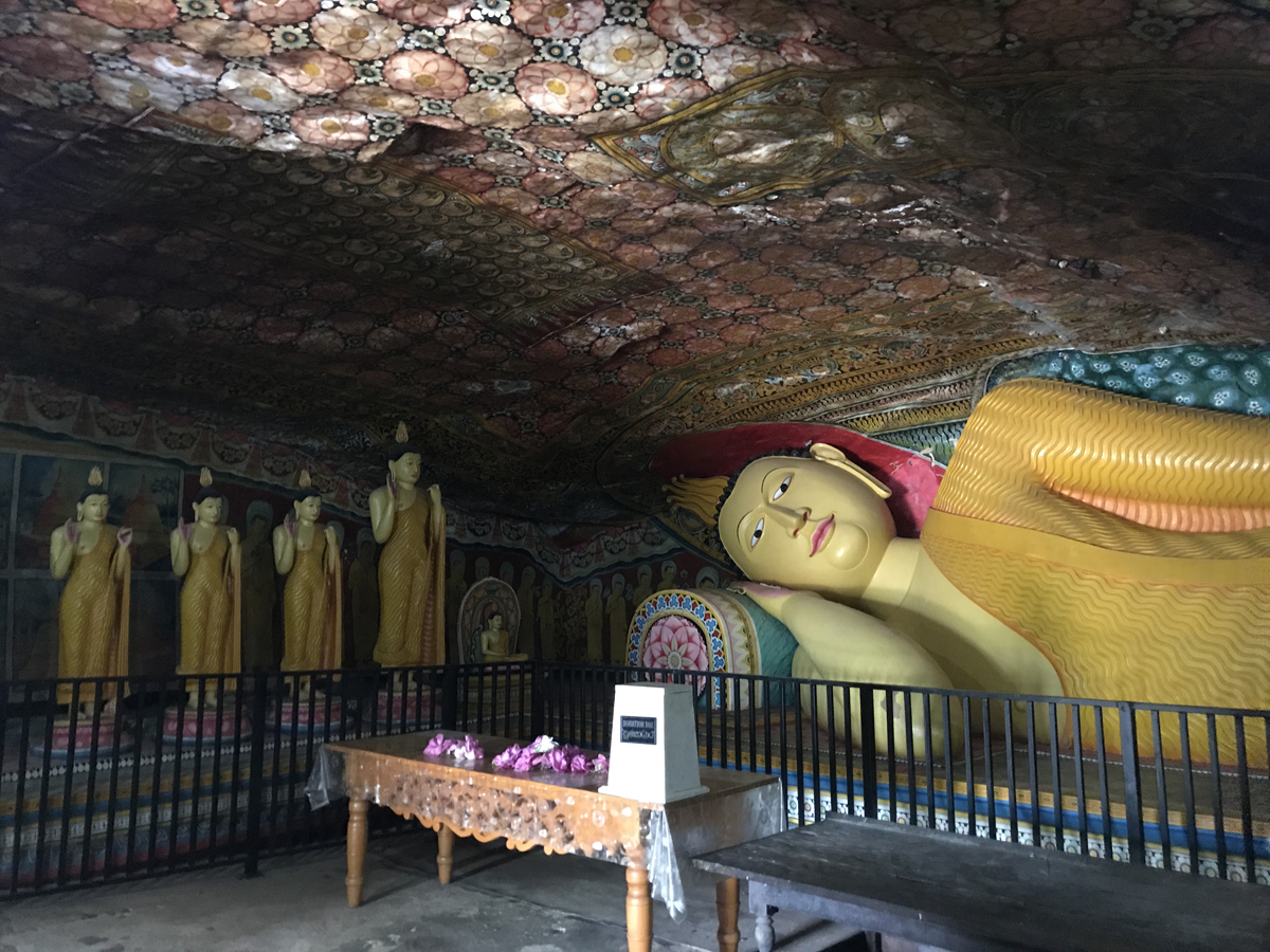 Sri Lanka Tangalle Mulkirigala Bouddha