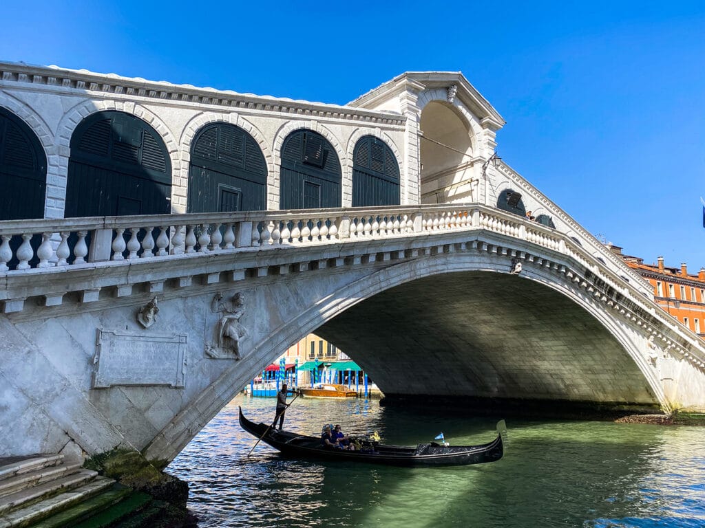 Pont du Rialto à Venise